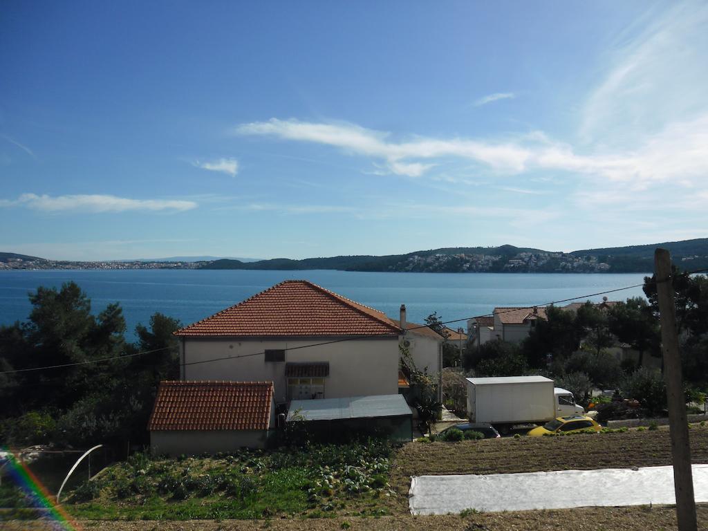Rooms And Apartments Kurtovic Donji Seget Exterior foto